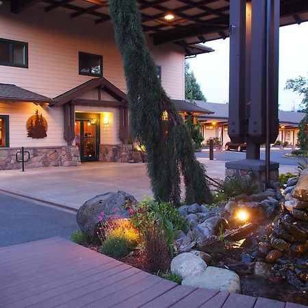 Redwood Hyperion Suites Grants Pass Exterior photo